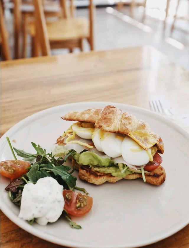 云南大理網紅咖啡館-Bruch店(5)